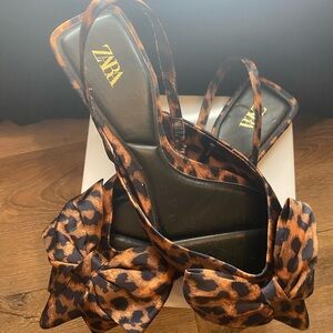 Zara Black Leopard Print Sandals